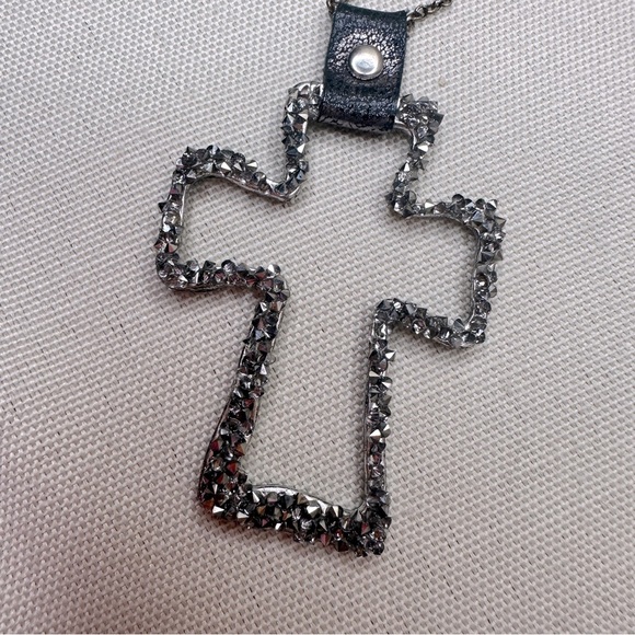 Cross Open-cut Gunmetal Pendant accented with Rhinestone Necklace. Boho Casual - Picture 6 of 6